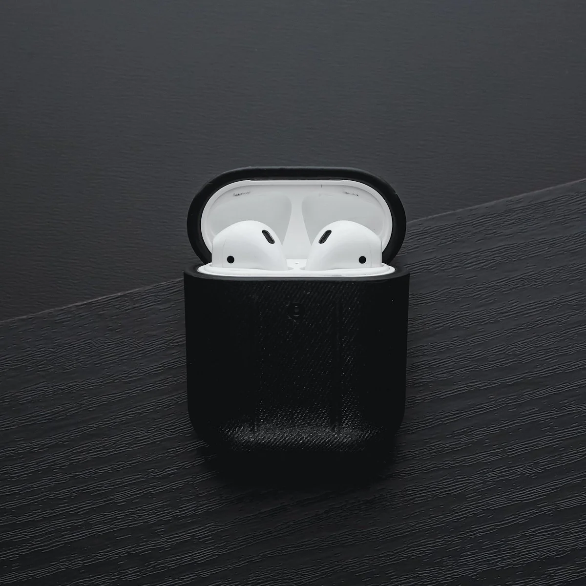 Urban AirPods Case - Image 8